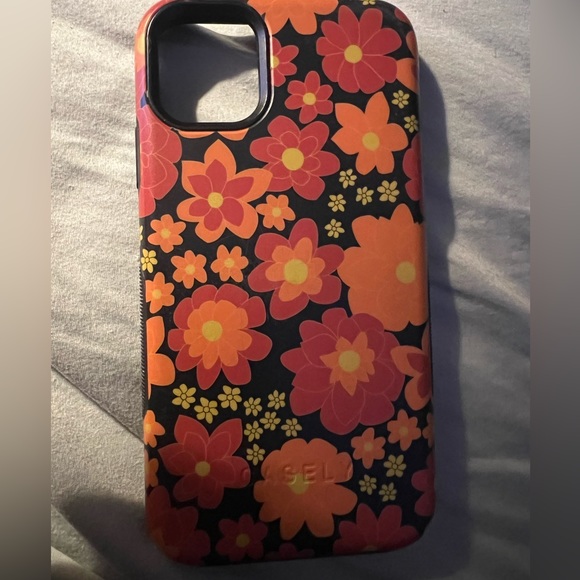 iPhone 8 Phone cases. $55 or 10$ each - Picture 2 of 14